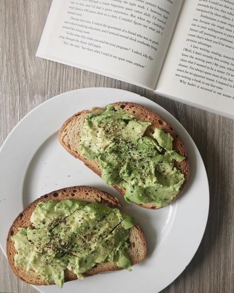 Think Food, Greens Recipe, Pretty Food, Food Cravings, Yum Yum, Aesthetic Food, Avocado Toast, Food Inspiration, Healthy Snacks