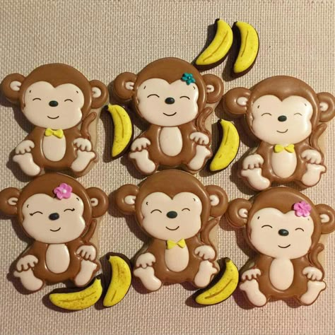 Monkey Cookies Monkey Cookies Decorated, Baby Shower Monkey, Banana Birthday, Monkey Party Ideas, Baby Shower Monkey Theme, Jungle Safari Cake, Monkey Cookies, Safari Cookies, Monkey Birthday Parties