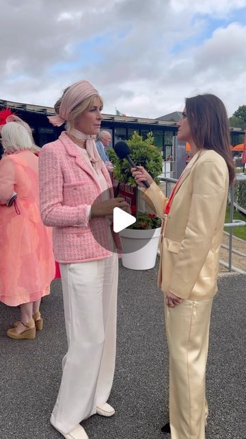 The Curragh Racecourse on Instagram: "@itsclarksonsfarm ‘s Lisa Hogan is out of the farm and at the races to judge The Dubai Duty Free Fashion award. Here are her thoughts 🐎 

#talkderbytome #dubaidutyfree #dubaidutyfreeirishderbyfestival #curraghracecourse #CurraghRacecourse
#HorseRacingIreland #IntoKildare #IrishRaces #Thoroughbred
#Racecourse #Horses #Equine #Jockey
#Sports #Kildare #Curragh #FlatRacing" Free Fashion, Thoroughbred, Horse Racing, The Farm, Derby, Dubai, Horses, Sports, On Instagram