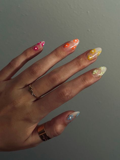 Clear Background Nails, Flower Dot Nails, Dotted Flower Nails, Nail Dotting Designs, Nails With Dot Flowers, Dot Acrylic Nails, Multi Colored Flower Nails, Clear Nails With Polka Dots, Dot Flower Nails