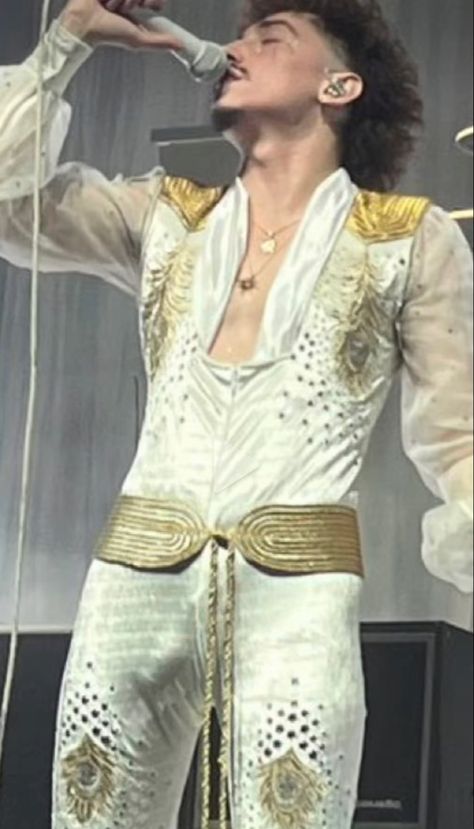 Mohawk Mullet, Josh Kiszka, Gold Jumpsuit, Gold Pants, New Rock, Hot Actors, White Jumpsuit, Blues Rock, Concert Outfit