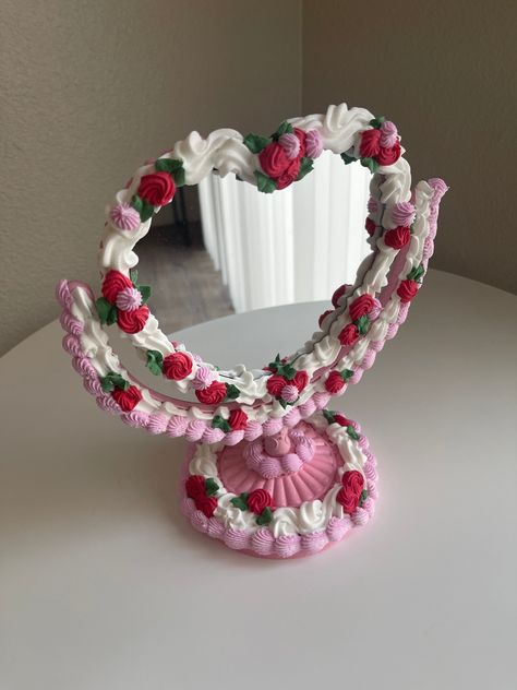 "This cake is perfect for bathroom selfies, on a cute shelf or on a vanity <3 Products used: lightweight spackle, acrylic paint, mirror,  Dimensions: 9.7\"L x 5.8\"W" Wood Projects Cute, Crafts Using Spackle, Clay Cute Ideas, Cute Vanity Mirror, Diy Girly Crafts, Valentines Heart Cake, Food Mirror, Decorating Mirror, Cake Mirror