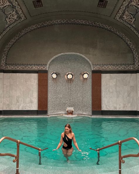 Budapest mornings 🧖🏼‍♀️ The perfect winter (or summer) activity in Budapest. Warming up in one of the hot thermal pools. This particular pool was 38°C. Loved it, until we had to do a cold plunge afterwards ❄️ 📍 Gellért Thermal Baths #travel #budapest #hungary #gellertbath #thermalbath #iamtb #beautifuldestinations Budapest Vacation, Travel Budapest, Thermal Baths, Thermal Pool, Cold Plunge, Budapest Travel, Summer Activity, Thermal Bath, Warming Up