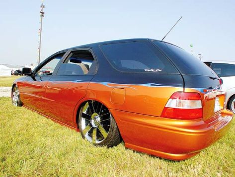 Accord Wagon, Honda Accord Wagon, Model Cars Kits, Trucking Companies, Buy Car, Latest Cars, Car Mechanic, Tow Truck, Kit Cars