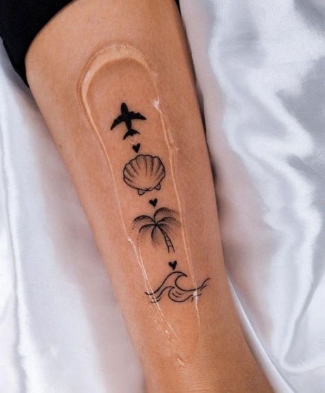 Tatoos Cute Girly, Beach Theme Tattoos, Goa Tattoo, Beachy Tattoos, Seashell Tattoos, Hand Tattoos For Girls, Planet Tattoos, Black Girls With Tattoos, Theme Tattoo