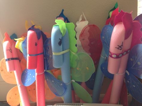 blogger-image--584330375 (1) Knight Party, My Little Pony Party, Horse Party, Pool Noodle, Horse Birthday, Birthday Party Activities, Pony Birthday, Horse Crafts, Pony Party