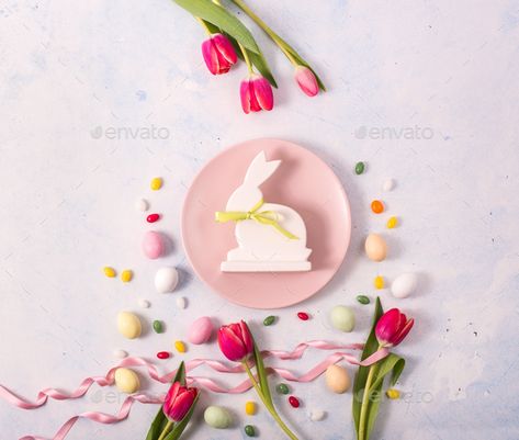 Watch Photography, Easter Background, Easter Happy, Easter Backgrounds, Easter Table Settings, Eggs Easter, Easter Chocolate, Easter Table, Life Photography