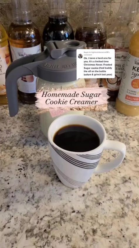 Caramel Creamer Recipe, Caramel Coffee Creamer Recipe, Sugar Cookie Coffee, Flavored Coffee Creamer Recipes, Homemade Coffee Creamer Recipe, Diy Sugar Cookies, Diy Coffee Creamer, Cookie Coffee, Salted Caramel Coffee