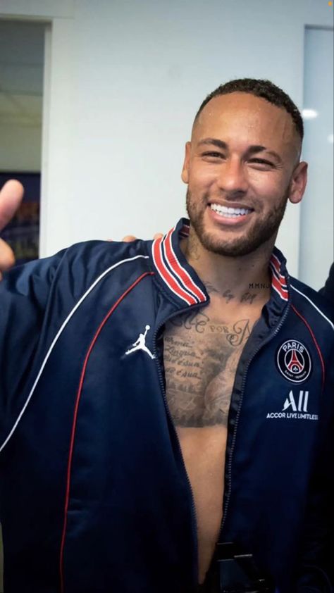 Neymar Boyfriend Material, Neymar Cute Photos, Neymar Jr Cute Pics, Neymar Buzzcut, Neymar Hot Photos, Neymar Jr Selfies, Neymar Hot, Neymar Jr Meme Face, Footballers Wives