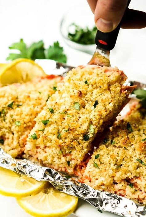 Panko Crusted Salmon - Easy and healthy fish and seafood dinner ready under 20 minutes! Juicy baked salmon topped with crispy Panko and parmesan crust. Salmon Panko, Panko Crusted Salmon, Easy Salmon Dinner, Joyous Apron, Oven Baked Salmon Recipes, Salmon Recipes Oven, Salmon Healthy, Crusted Salmon Recipes, Salmon Dinner Recipes