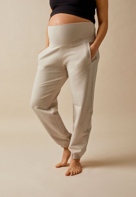 Maternity Pants Outfit, Maternity Sweatpants, Maternity Hoodie, Maternity Lounge Wear, Maternity Work Clothes, Maternity Trousers, Preggo Fashion, Post Partum Outfits, Dresses For Pregnant Women