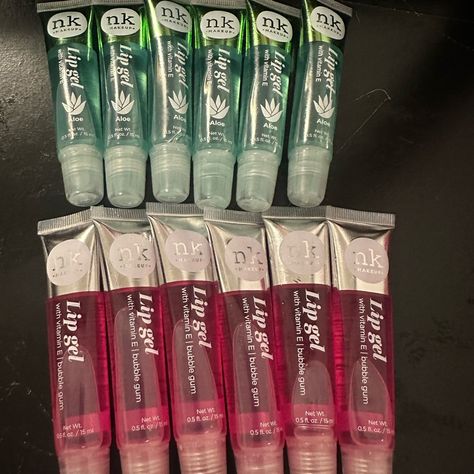 This Lipgloss Is Lightweight And Hydrating, Nk Lip Gel Provides A Mirror Finish That Glides On Effortlessly. It Goes On Clear With Our Gel Delivers A Hint Of Color Still Very Wearable Of The Bottle Shade With A Non-Stick Finish. All 12 Lipglosses Will Be Sold As Wholesale. 6 Pink Bubble Gum Flavored And 6 Green Aloe Vera. These Lipglosses Are Sealed And In Brand New Condition. I Also Sale More Wholesale Makeup And Skincare. Makeup Items Can Be Bundled With Other Products For A Better Deal. Weird Makeup Products, Nk Lip Gloss, Broadway Lipgloss, Nk Lip Gel, Lipgloss Collection, Lip Gel, Lip Gloss Cosmetics, Girl Heaven, Wholesale Makeup