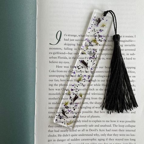 Purple Resin Bookmark, Bookmarks Unique, Purple Bookmark, Invisible Monsters, Resin Bookmarks, Deep In Thought, Resin Making, Purple Wildflowers, Resin Crafts Tutorial