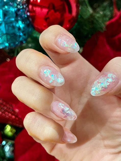 Dip Nails Clear, Nails With Confetti, Clear Nail Dip Powder, Clear Nails With Glitter, Clear Sparkle Dip Powder Nails, Clear Confetti Nails, Nails With Confetti Glitter, Chunky Glitter Dip Nails, Pink Confetti Nails Glitter