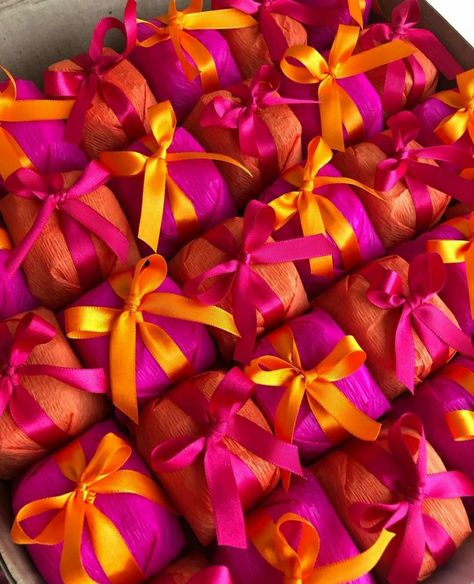 Auction Themes, Pink Favours, Sunset Party, Sweet 16 Themes, Hawaiian Birthday Party, Orange Party, Pool Birthday, Birthday Brunch, 20th Birthday