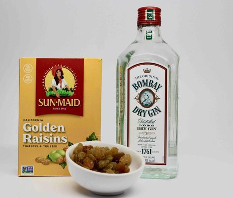 The People's Pharmacy Gin Raisins Recipe, Gin Soaked Raisins, Gin Recipe, How To Make Gin, Raisin Recipes, Low Thyroid, Gin Recipes, Herbal Tinctures, Golden Raisins