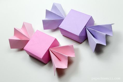 Sweet Origami Candy Box - Video Tutorial - Paper Kawaii - #origami #candy #box #diy #crafts #cute #kawaii Origami Chocolate, Diy Crafts Cute, Origami Candy Box, Paper Folding Designs, Origami Candy, Candy Box Diy, Paper Kawaii, Origami Boxes, Crafts Cute