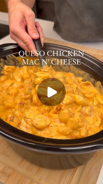 Slow Cooker Meal Prep, Stealth Health, Queso Chicken, Slow Cooker Meal, Serving Sizes, Extra Sharp Cheddar, Bacon Mac And Cheese, Chicken Bouillon, Indulgent Food