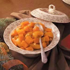 Cashew-Peach Sweet Potatoes Sweet Potato Casserole Recipes, Potato Casserole Recipes, Yummy Vegetables, Sweet Potato Recipes Baked, Christmas Side, Christmas Side Dishes, Thanksgiving Dinner Recipes, Dinner Side, Ginger Nut