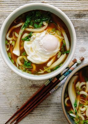 Udon Chicken, Udon Soup, Udon Noodle Soup, Udon Noodle, Soup Easy, Cook Chicken, Udon Noodles, Poached Egg, Weeknight Dinner Recipe