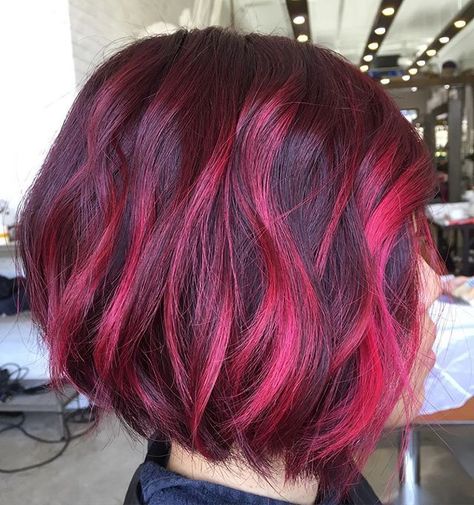 Color Highlights Instagram, Hair Highlights Ideas, Highlights Bob, Pink Hair Highlights, Hair Colour Design, Red Bob, Hair Colorful, Highlights Ideas, Dyed Hair Pastel