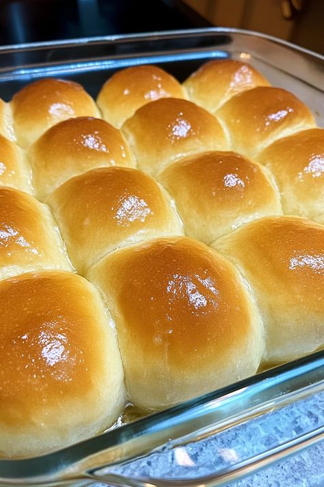 Tasty Eggless Dinner Rolls Recipe Eggless Recipes Dinner, Eggless Dinner Recipes, Eggless Rolls, Eggless Dinner Rolls, Bread Machine Rolls Recipes, Eggless Dinner, Bread Machine Rolls, Freshly Baked Bread, Homemade Rolls