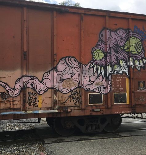 Model Train Graffiti, Graffiti On Trains, Graffiti Project, Hard Photos, Car Graffiti, Street Murals, Dope Pics, Train Graffiti, Train Drawing