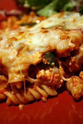 Fusilli Pasta Recipe, Fusili Pasta, Fusilli Recipes, Gnocchi Dishes, Pizza Cheese, Fusilli Pasta, Baked Pasta Recipes, Pasta Casserole, On The Train