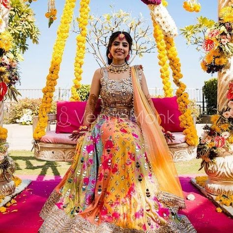 Wedding Ceremony Haldi Dress Outfit Ideas For Indian Brides Lehenga Sangeet, Mehendi Bride, Bride Lehenga, Haldi Ceremony Outfit, Haldi Dress, Mehndi Outfit, Mehendi Outfit, Haldi Outfits, Mehendi Ceremony