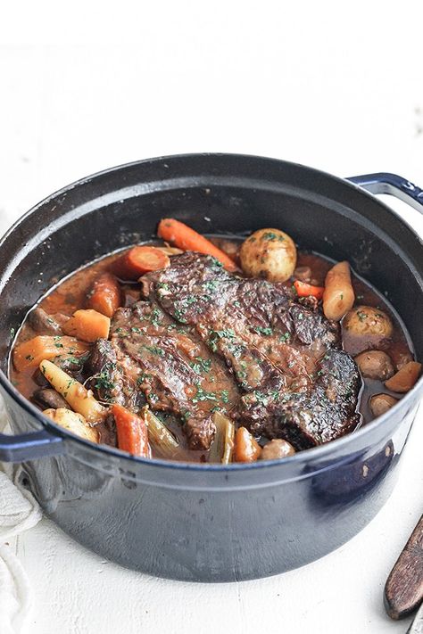 This classic Pot Roast Recipe is a pre-seasoned roasted chuck roast that is slowly braised in a flavorful beef broth and finished with perfectly cooked vegetables for an amazing home-cooked meal. Chef Billy Parisi, Classic Pot Roast, Billy Parisi, Best Pot Roast, Pot Roast Recipe, Cooked Meal, Yummy Meals, Roast Recipe, Pot Roast Recipes