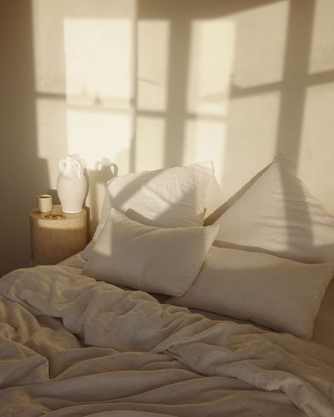 Alexandra Sage, Morning Bed, Dekorasi Kamar Tidur, Morning Sun, Bedroom Aesthetic, Neutral Colour Palette, Cozy Bed, Cozy Bedroom, Social Media Manager