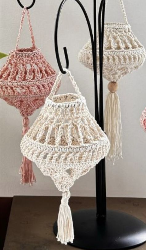 Crochet Hanging Lamp, Crochet Lampshade, Crochet Lamp, Crochet Plant Hanger, Crochet Xmas, Crochet Curtains, Crochet Plant, Crochet For Home, Crochet Decoration