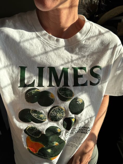 My new favorite every day tee. Limes tshirt. Graphic tee. Fruit tee
https://liketk.it/4JRAX
#LTKFindsUnder50#LTKU#LTKSeasonal Ootd Aesthetic, Aesthetic Outfit Ideas, Casual Street Style, Vitamin C, Letter Prints, Fashion Games, Streetwear Fashion, Aesthetic Clothes, Style Guides