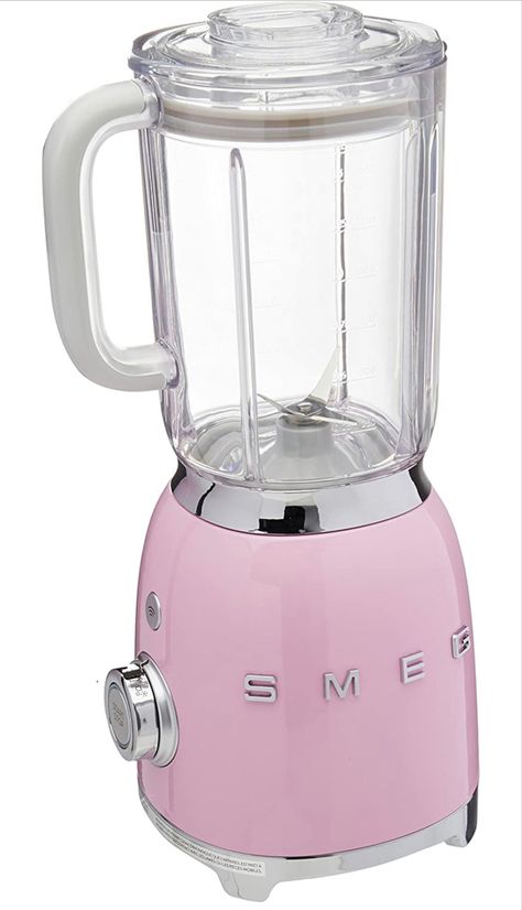 Smeg Toaster, Domestic Appliances, Best Blenders, Cord Storage, Blender Recipes, 50s Style, Pink Kitchen, Trendy Kitchen, 50s Fashion