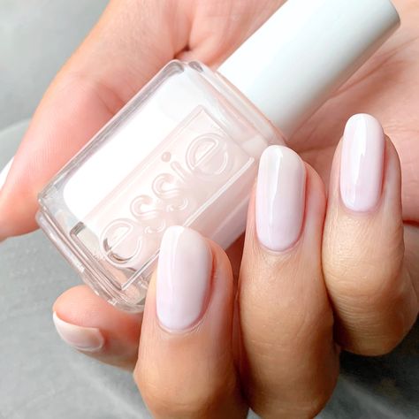 essie 'ballet slippers', a classic sheer pale pink nail polish Essie Natural Nail Polish, Essie Sheer Luck, Pale Pink Nail Polish, Ballet Slippers Nail Polish, Essie Pink Nail Polish, Essie Ballet Slippers, Pale Nails, Essie Nails, Pale Pink Nails