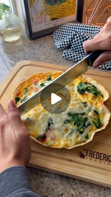 7.7K views · 1.2K likes | Healthy Eating on Instagram: "Tortilla Quiche Bake 🍳  (via: @mizzerybell)  The eggs are light and fluffy.  Crisp on the tortilla bottom.  And the cheesy top with veggies.  Perfect breakie." Tortilla Quiche With Cottage Cheese, Tortilla Quiche Bake With Cottage Cheese, Tortilla Quiche Bake, Tortilla Quiche, Gluten Free Quiche, Egg Tortilla, Tortilla Bake, Cottage Cheese Eggs, Easy Foods