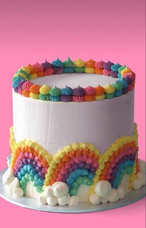 Gökkuşaği Pasta, Rainbow Buttercream, Rainbow Layer Cakes, Cake Rainbow, Rainbow Cakes, Cloud Cake, Pastel Cupcakes, Cloud Decoration, Rainbow Birthday Cake