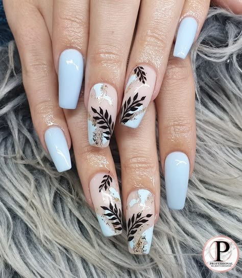 Leafy Nail Designs, Leafy Nail Design, Leaf Design Nails, Rustic Nail Designs, Leafy Nails, Leaf Nail Art Designs, Nails Extension, Art Deco Nails, Pointy Nails