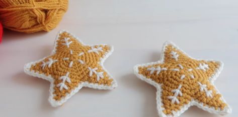 Crochet A Star For Christmas - We Love Crochet Crochet A Star, Star For Christmas, Star Crochet, Flower Granny Square, Crochet Xmas, Crochet Christmas Decorations, Crochet Stars, Ready For Christmas, Crochet Lovers