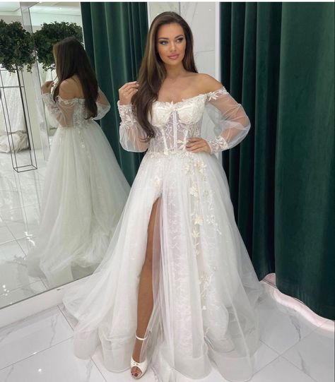 Corset Flowy Wedding Dresses, Summer Wedding Corset Dress With Sheer Bodice, Wedding Corset Dress With Tulle Skirt, Elegant Wedding Corset In Tulle, Wedding Corset With Sheer Tulle Bodice, Cottagecore Wedding Dress, Bohemian Beach Wedding Dress, Cottagecore Wedding, Themed Weddings