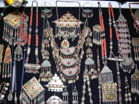 Turkoman Jewelry, Turkey Trip, Fine Silver Jewelry, Grand Bazaar, Bohol, Crown Jewels, Shiny Things, Central Asia, Ethnic Jewelry