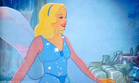 Most Americans have seen over 100 Disney movies. Are you in the Disney loop? Disney movie quiz. How well do you know Disney characters. Blue Fairy Pinocchio, Blue Disney Characters, Disney Movie Quiz, Pinocchio 1940, Walt Disney Characters, Disney Songs, Disney Princess Dresses, Blue Fairy, Disney Cosplay