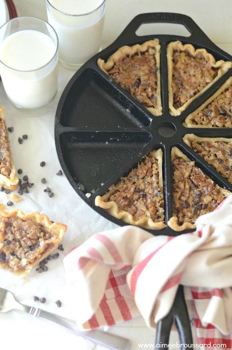 Chocolate Pecan Pie baked in a Cast Iron Wedge Pan for the perfect slice. Dutch Oven Recipes Cast Iron, Cast Iron Skillet Cooking, Wedges Recipe, Chocolate Pecan Pie, Iron Skillet Recipes, How To Make Pie, Skillet Cooking, Cast Iron Skillet Recipes, Iron Recipes