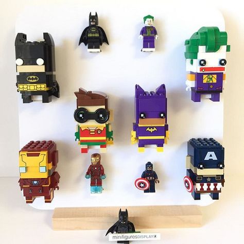 Brickheadz Display, Lego Brick Headz, Lego Displays, Lego Display Ideas, Lego Display Case, Lego Bedroom, Lego Brickheadz, Lego Display, Lego Lovers