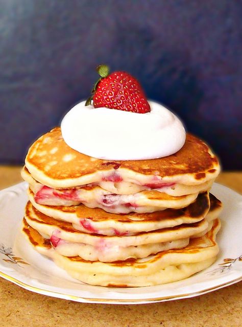 strawberry pancakes- C didn't like but everybody else thought they were good.  Had to use lower heat than normal because the batter was so thick Strawberry Pancakes Recipe, Wedding Cake Recipes, Healthy Pancakes Easy, Madeleines Recipe, Strawberry Pancakes, Frozen Dog Treats, Pancake Recipe Buttermilk, Wedding Cake Recipe, Chocolate Chip Pancakes