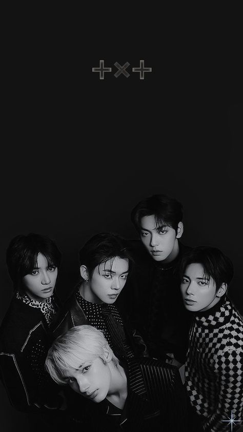 Txt Poster Prints, Txt Vogue, Poster Prints Black And White, Txt Poster, Posters Black And White, Txt Lockscreen, Kids Groups, Kpop Posters, Korean Aesthetic