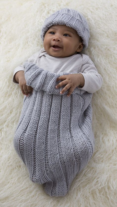 Beyond Winter: 15 Pretty Knitting Patterns for Summer Babies Knitting Patterns Cocoon, Baby Sack, Easy Baby Knitting Patterns, Baby Cocoon Pattern, Crochet Baby Cocoon, Baby Sweater Patterns, Easy Knitting Projects, Baby Cocoon, Baby Sleep Sack