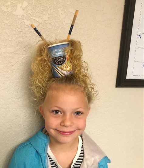 Turn your blond curly hair into ramen noodles for wacky hair day, crazy hair day, wild hair day, etc. Whacky Hair Day, Noodle Hair, Spooky Chic, Wacky Hair Days, Hairstyles Kids, Wacky Hair, Easter Hairstyles For Kids, Crazy Hair Day At School, Crazy Hair Day