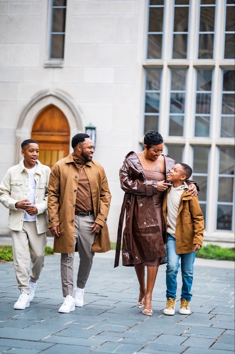 Shades Of Brown Photoshoot, Brown Photoshoot, Family Photo Shoot, Family Shoot, Fall Family Photos, Shades Of Brown, Group Photos, Green Cream, Family Photoshoot