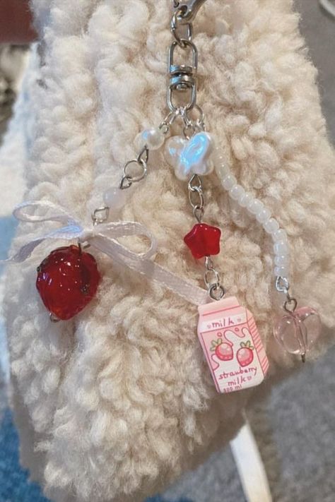 Milk Purse, Diy Milk Carton, Milk Keychain, Milk Carton Bag, Strawberry Milk Carton, Coquette Accessories, Strawberry Keychain, Bow Keychain, Drink Bag